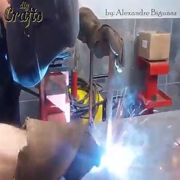 Making a karambit from an old circular saw blade