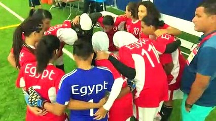 شاهد الرئيس السيسي يكرم أبطال الاسكواش ومنتخب كرة القدم للسيدات