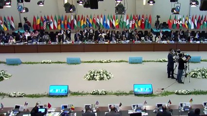 Fuat Oktay: 'Döviz kuru manipülasyonlarından korunmak için yerli ve milli paramızı kullanmaktan başka çaremiz yoktur'