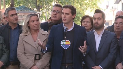 Rivera denuncia que la "república idílica" contrasta con la "cruda realidad"