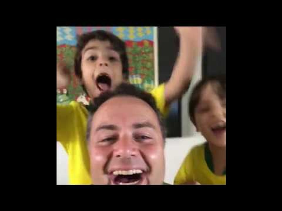 Políticos comemoram participação do alagoano Firmino no jogo Brasil x México