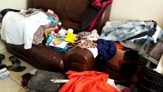 Ladrões reviram imóvel enquanto moradores estavam no mercado