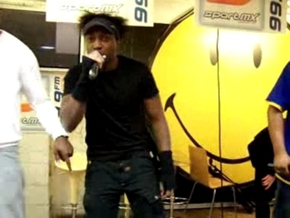 Kamini - Psychostar Show aux galeries Lafayette