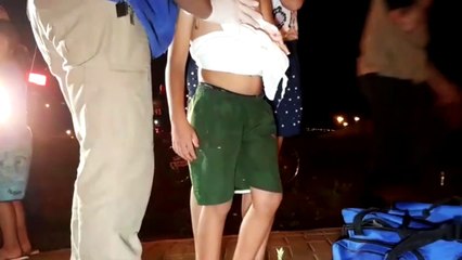 Menino se fere após cair de brinquedo no Ecopark