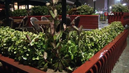 İstanbul’da şiddetli fırtına gece boyunca devam etti