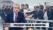 President Moon visits park in Buenos Aires, set to meet Koreans living in Argentina