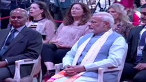 PM Narendra Modi takes part in ‘Yoga For Peace’ event in Buenos Aires | OneIndia News