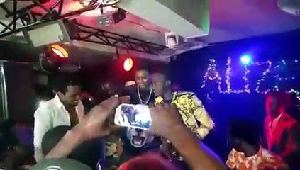 Wally Seck et Bambaly Seck mettent le feu à l'anniversaire de Mandiaye Seck