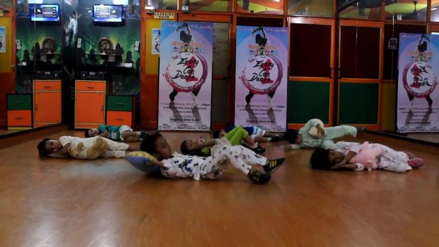 Lalla Lalla Lori | Welcome 2 Karachi | Kids Dance Performance | Step2Step Dance Studio | Arshad Warsi | Jackky Bhagnani | Lauren Gottlieb |