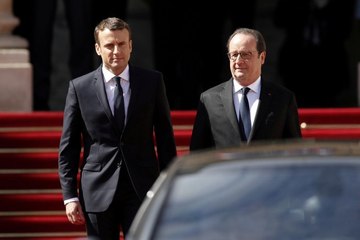 Macron répond sèchement à Hollande sur les Gilets jaunes