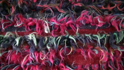 'Tülü' halılar Bayram ustanın elinde yeniden hayat buluyor - AKSARAY