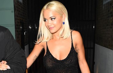 Rita Ora 'est en couple avec Andrew Garfield'