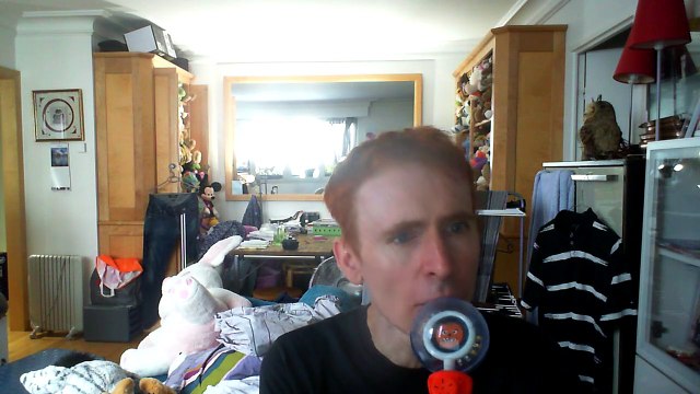 Wiwi égratigne unpredictable d'Olly Murs & Louisa Johnson