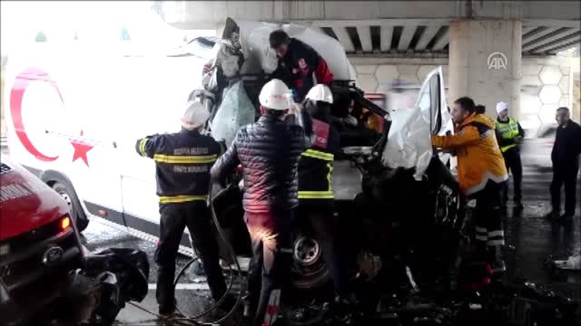 Bozüyük'te Trafik Kazası: 1 Yaralı - Bilecik