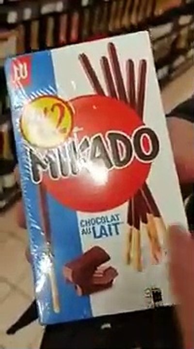Un client constate un problème avec sa boîte de Mikado