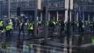 Gilets jaunes à Bruxelles: des casseurs lancent des pierres sur la police