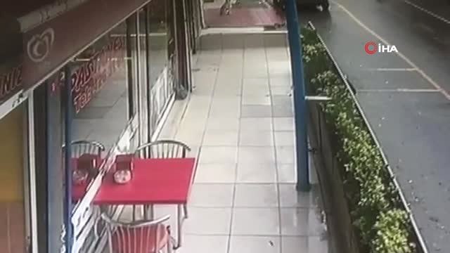Pendik'te Pompalı Tüfekle Kuyumcu Soygunu Kamerada