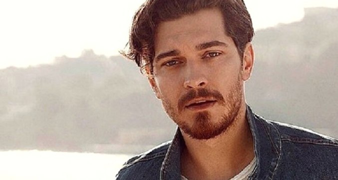 Çağatay Ulusoy, Serenay Sarıkaya Instagram'dan Takibe Aldı