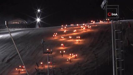 Palandöken'de Meşaleli Sezon Açılışı