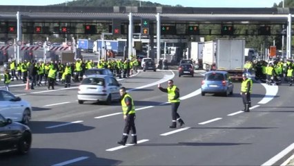 «Κίτρινα Γιλέκα»: Μπλόκο στα γαλλοϊταλικά σύνορα