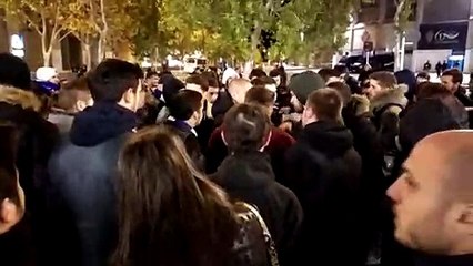 Pombo da explicaciones a los aficionados tras la derrota en La Romareda