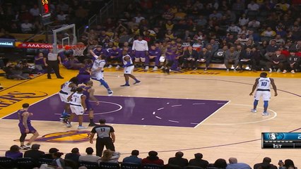 NBA : Les Lakers renversent les Mavs