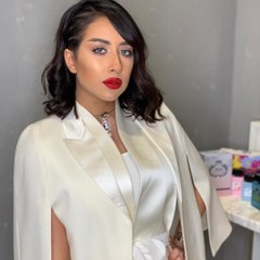 فرح الهادي تتعرض لموقف محرج خلال استعراضها لفستان زفاف في عرض أزياء!