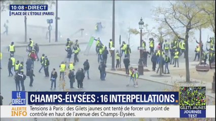 Download Video: Gilets jaunes: les tensions se concentrent place de l'Étoile, en haut des Champs-Élysées