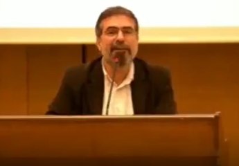 "Başımı belaya sokacak konularda konuşuyorum hem de..."