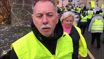 120 gilets jaunes défilent dans le centre de Morhange