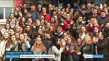 "Gilets jaunes" : des lycéens dans le mouvement