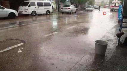 Şiddetli Yağış Sonrası Yollar Gölete Döndü