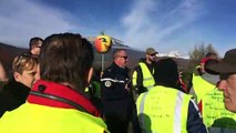 Les Gilets jaunes manifestent au rond-point de La Saulce