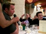 Greg chante Starsky & Hutch au mariage de Chris