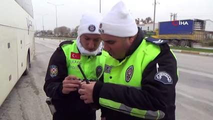 Denizli’de kış lastiği takmayan 10 sürücüye 7 bin 150 TL ceza