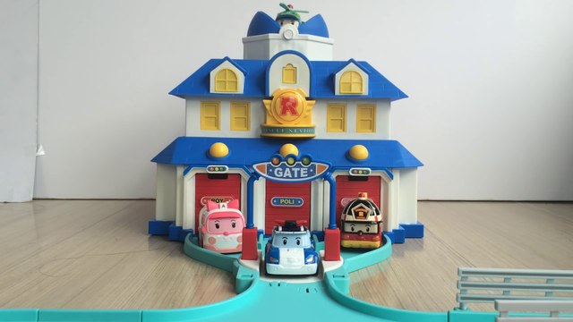 Robocar Poli Rescue Center Headquarters Playset 로보카 폴리 w Roy Amber Helly - Unboxing Demo Review