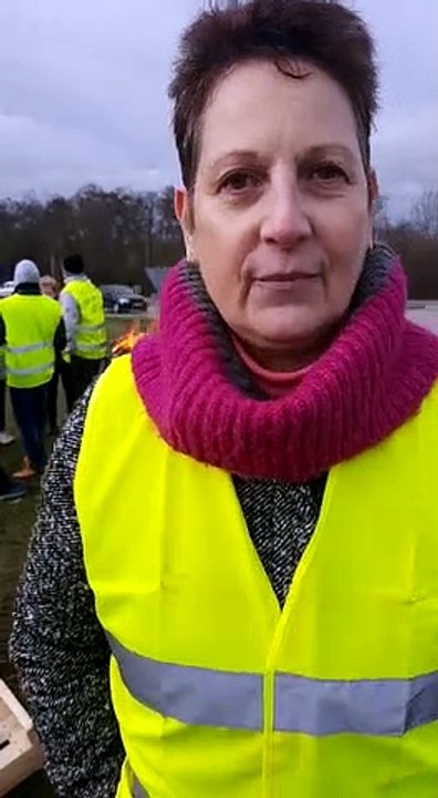 Gilets jaunes Toul Myriam raconte pourquoi elle est là