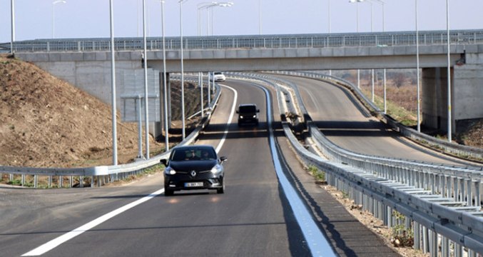 İstanbul-İzmir Arası Yolculuk Süresi 9 Saatten 3,5 Saate İnecek