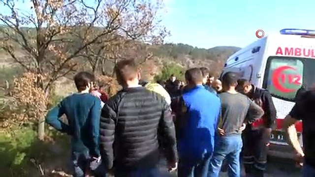 Domaniç'te Trafik Kazası! Otomobil İle Pikap Kafa Kafaya Çarpıştı: 4 Yaralı