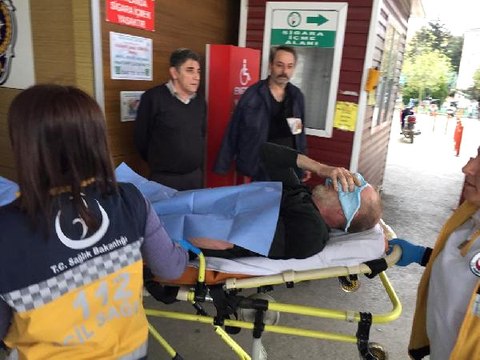 Tuvalete Giderken Belindeki Silah Ateş Aldı, Kalçasından Yaralandı