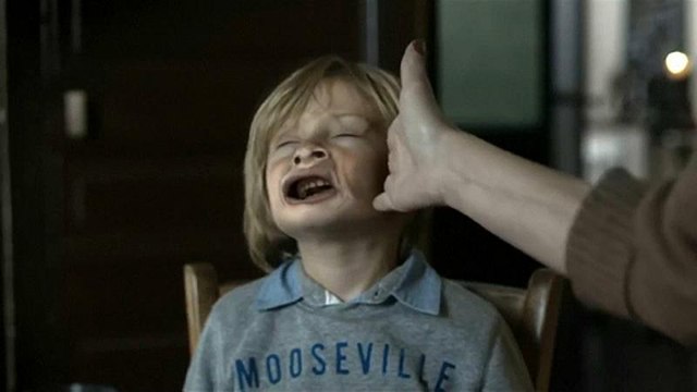 Francia: al bando schiaffi e sculacciate ai bambini