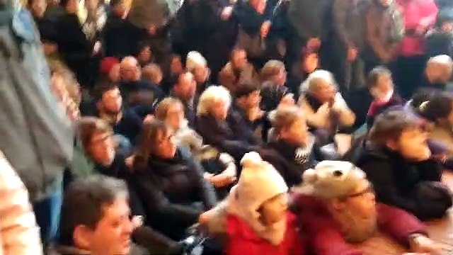 Saint-Nicolas : les frères Jacquard mettent l'ambiance sous l'arc Héré, à Nancy