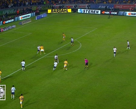 Duenas gives Tigres advantage over Pumas