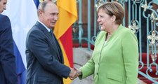 Almanya Başbakanı Merkel, Rus Lider Putin'i Ukrayna Krizini Çözmek İçin İkna Etti