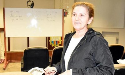 2 milyon turist geldi, esnaf dil kursuna başladı