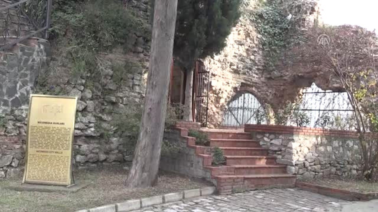 Azize Santa Barbara İzmit'te Anıldı