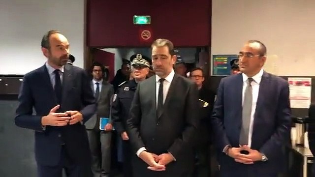 Gilets jaunes : Regardez le Premier ministre Edouard Philippe s'est rendu cette nuit auprès des forces de l'ordre