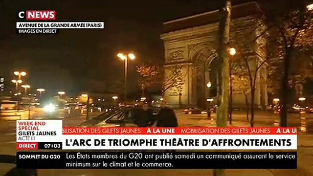 Gilets Jaunes - Reportage ce dimanche matin Place de l'Etoile à Paris où les dégâts sont importants