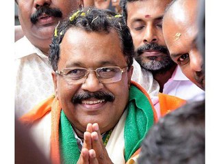 തദ്ദേശ ഉപതെരഞ്ഞെടുപ്പിൽ സിപിഎം ദയനീയമായി തകര്‍ന്നു | Oneindia Malayalam