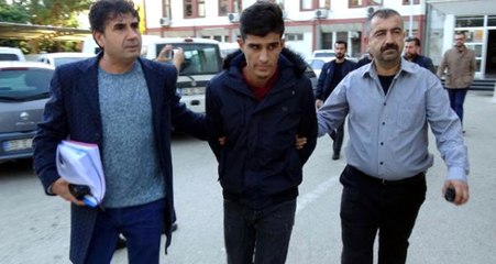 Eşcinsel İlişki Ararken Harabe Binada Gaspçıların Tuzağına Düştüler!